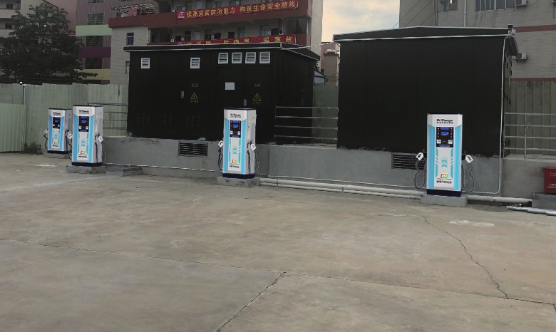 電力公司停車場充電站