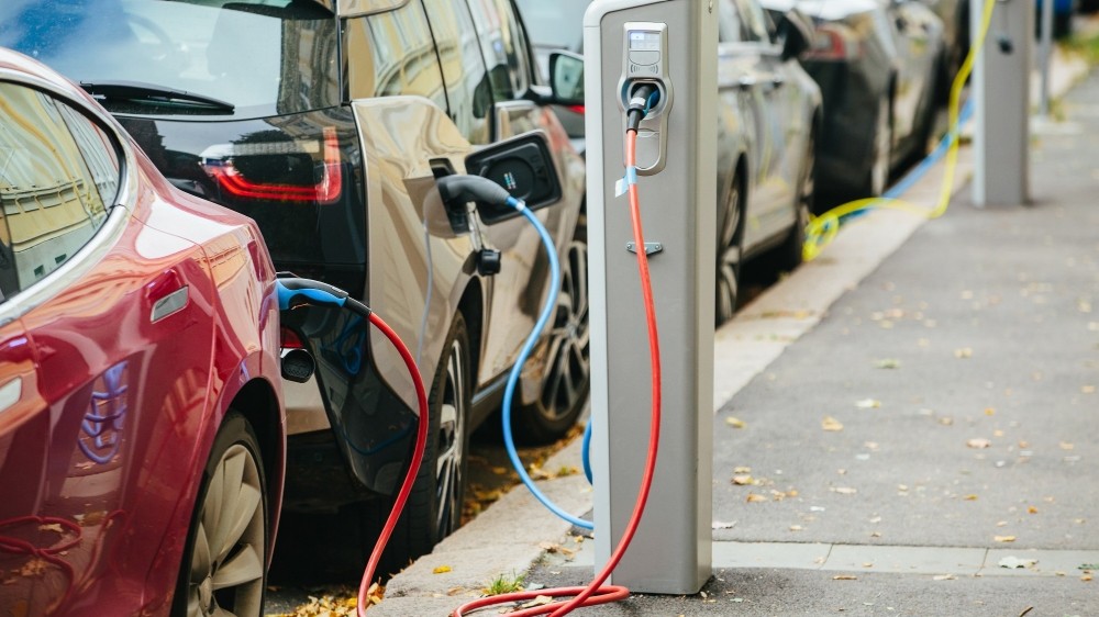 汽車充電樁行業投資指南：財務自由新選擇
