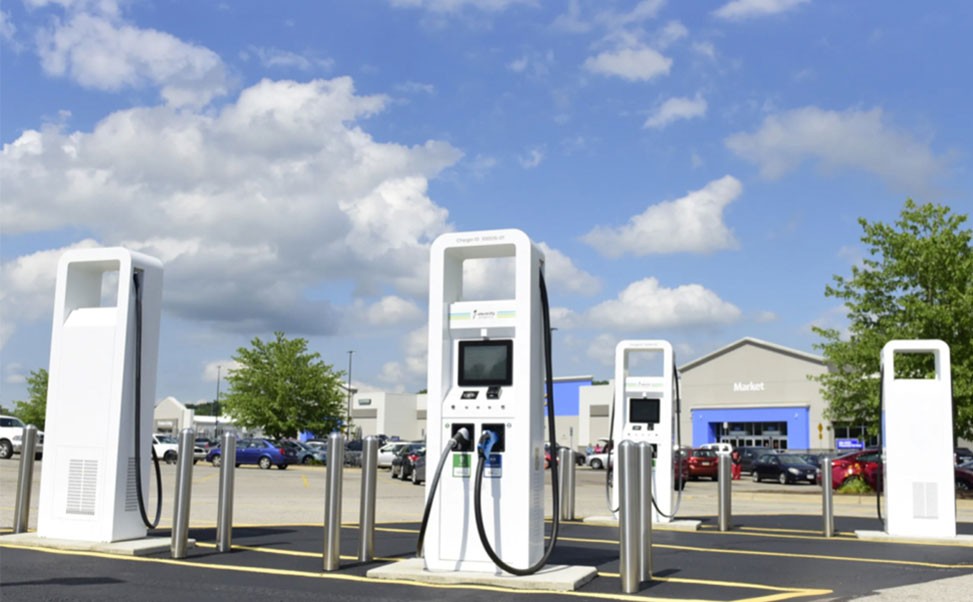 電動(dòng)汽車充電樁的便捷安裝使用體驗(yàn)